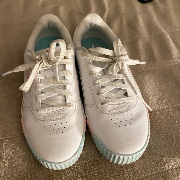 Puma - Picture 3 of 3